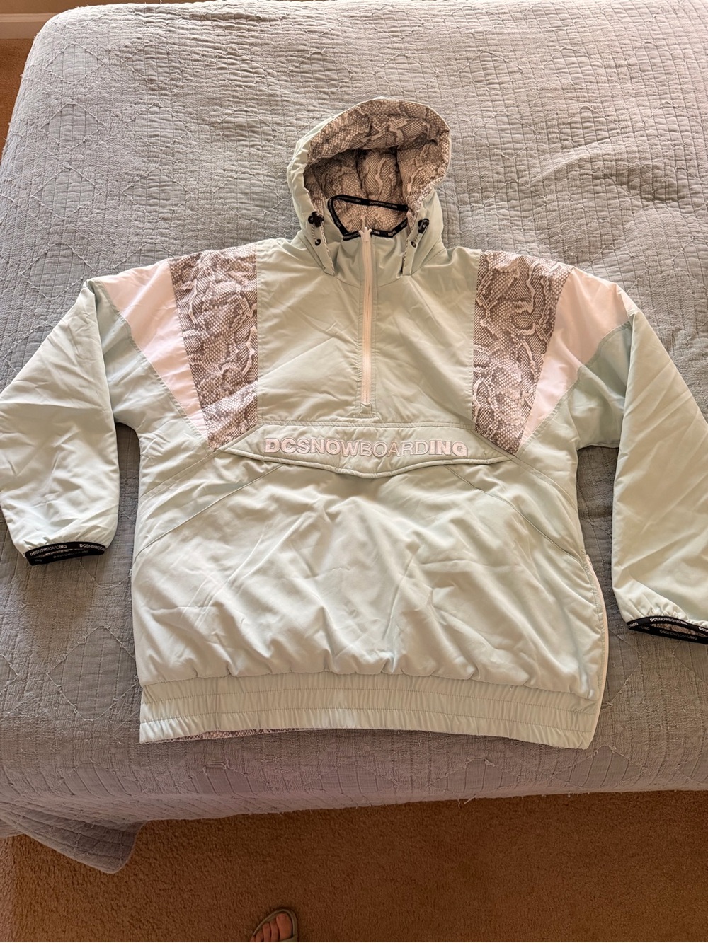 DC Women's Transition Reversible Anorak Snowboard Jacket